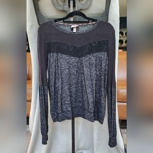 Knox Rose mixed material long sleeve top. Black, grey, lace. L